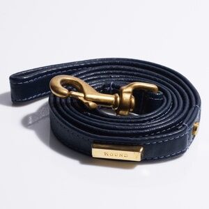 Hound Collection Leather Dog Leash Genuine Leather Gold Bar Logo